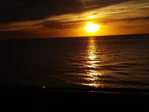 Grand Bend Luxury condo on the beach. - Image 2
