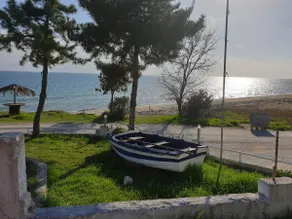 Kariani Beach Apartment - Image 2