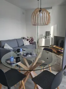 Top floor apartment with roof terrace - Image 3