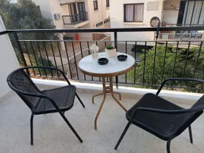 Walk Everywhere • 2BR • Sleeps 7 • Parking+Balcony - Image 5