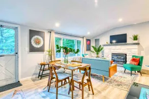 Red Roof Bungalow | Hot Tub Fire Pit Dog Friendly - Image 3