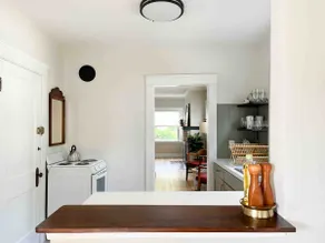 Charming Central Lakewood Duplex Lower Unit - Image 3