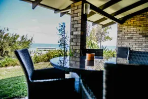 Absolute Beachfront Villa! - Image 5