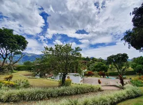 Country House, in the mountains, near Medellin - Image 2