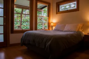 Fiddlehead House - Secluded Rain Forest Retreat - Image 4