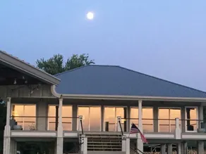 Lake house - Image 3