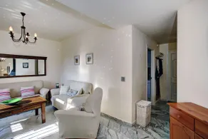 Townhouse on the beachfront - Image 5