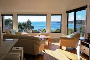 THE LOFT @ Bay of Fires Seascape - Image 2
