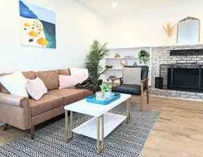2BR 1 BA Suite with Backyard & City Views! - Image 2