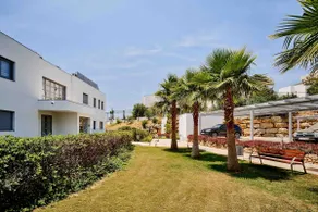 2 bedroom awesome apartment in Marbella - Image 2