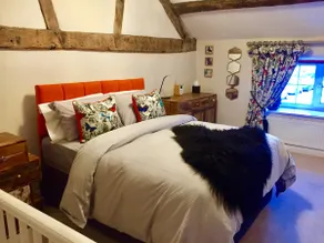 'Oh So Snug' Bijou 1-bedroom cottage, in the heart of Whalley, Clitheroe - Image 3