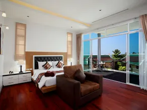 4 Bedroom Modern Sea View Villa with Private Pool & Chef - Image 2