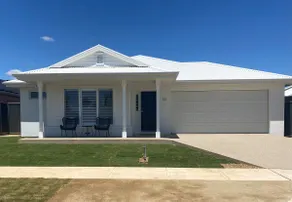 Lake Mulwala family retreat w BBQ & golf views - Image 2