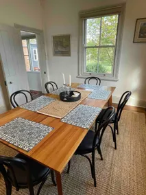 Station Masters House - in the heart of Binalong - Image 2