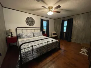Small Town Getaway with Space to Spread Out - Image 3