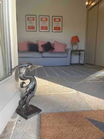 Unique & stylish guesthouse in renovated Barn - Image 4