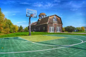 14 Acre estate on the lake, Beach with bball court - Image 2