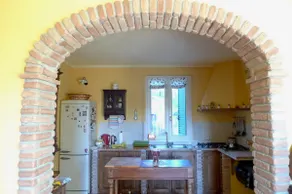 4 bedroom villa with large garden & private pool - Image 5