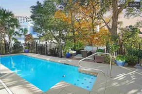 Luxury North Beach Resort home w/ pool, master on main, 2 min walk to beach  - Image 2