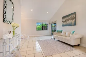 Villa Madre Pet Friendly Southwest Miami - Image 4