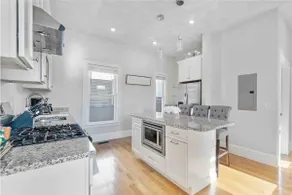 New & Modern,Big Game Room,10Min to Airport & BOS! - Image 4
