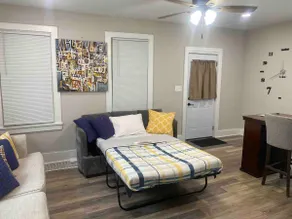 Cozy remodeled 2 bedroom home - Image 4