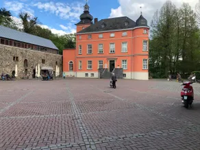 Small cozy house directly at Wissem Castle - Image 2