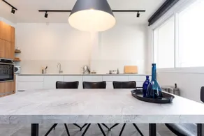 Comfort & Style – Modern 2BR w/ Balcony & Parking - Image 4