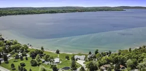 Crystal Lake view, Family Friendly - Image 5
