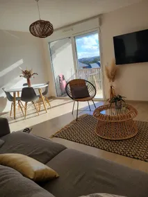 Modern 2-room apartment with stunning views of the cathedral - Image 4
