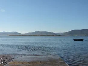 Isolate Away from it All & Unwind in Peace & Quiet - Image 3
