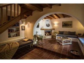 Mulberry Villa - Image 2