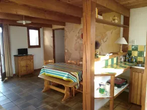 apartment in property in the heart of Verdon - Image 4