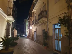 Cozy Apartment in the Heart of Cosenza - Image 2