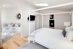 Luxurious Garden Suite in downtown Healdsburg - Image 2