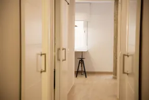 Luxury Apartment in The Soho CityCenter - Image 2