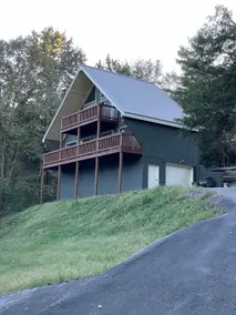 A-frame house (.3 miles) to Center Hill Marina - Image 4