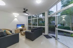 Tropical Nites Holiday Townhouses - Image 4