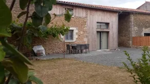 ”Chez Marie-Rose” character city cottage - Image 2