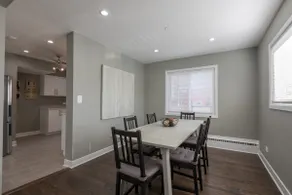 The Nancy’s beautiful,Spacious Urban Getaway - Image 5
