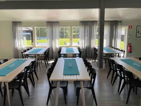 Private lakeside venue sleeping up to 40 guests - Image 3