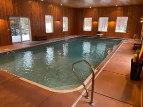Beautiful Farmhouse Style Country Home with Indoor Pool! - Image 2
