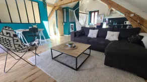 Bright and cozy loft with large terrace - Image 2