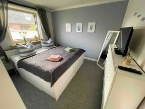 Ferienwohnung „Deichgeflüster“ nahe der Nordsee - Image 2