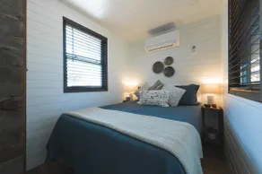 Hot Tub! The Blue Ridge Luxury Container Home - Image 4
