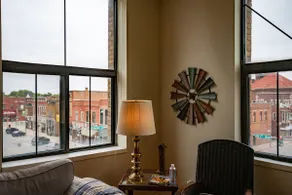 Osky Loft - Southwest Corner of the Square - Image 2