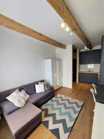 Lovely 1-bedroom condo - Image 2