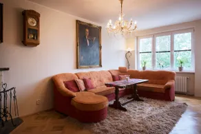 Cozy flat 15 min from airport+center, parking free - Image 2