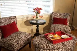 Syvila’s Cottage | Private Garden Near Downtown - Image 2