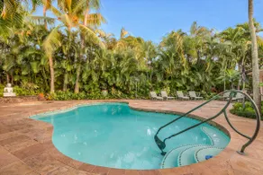 Splendida casa recintata con piscina privata vicino alla bellissima spiaggia - Image 2